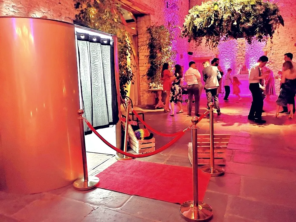 Enclosed Photobooth