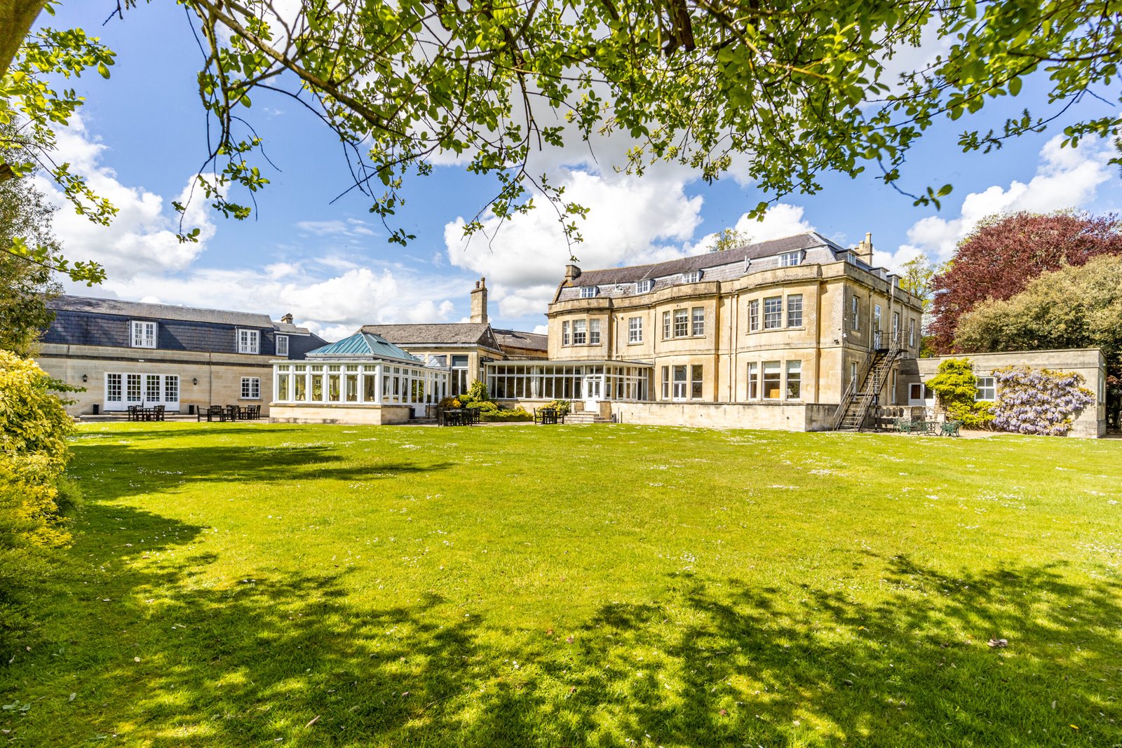 Leigh Park Country Hotel