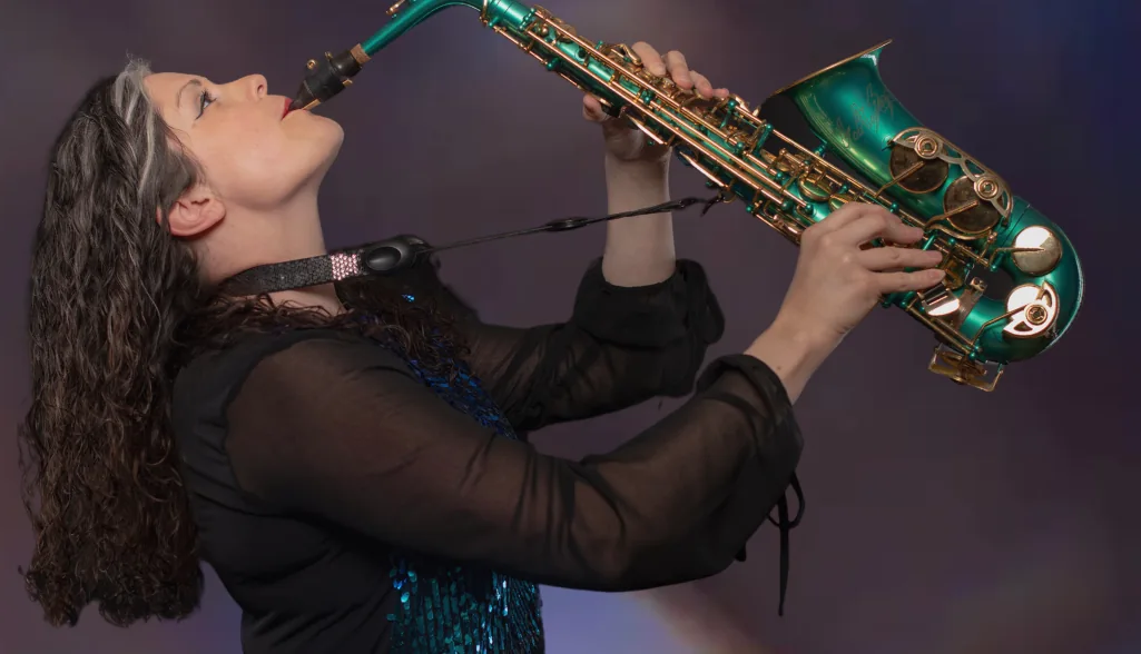 Live saxophonist featured in Eventimate's DJSaX entertainment